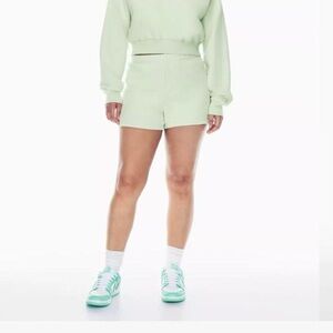 ARITZIA TNA FLEECE SHORT - MINT GREEN - MEDIUM